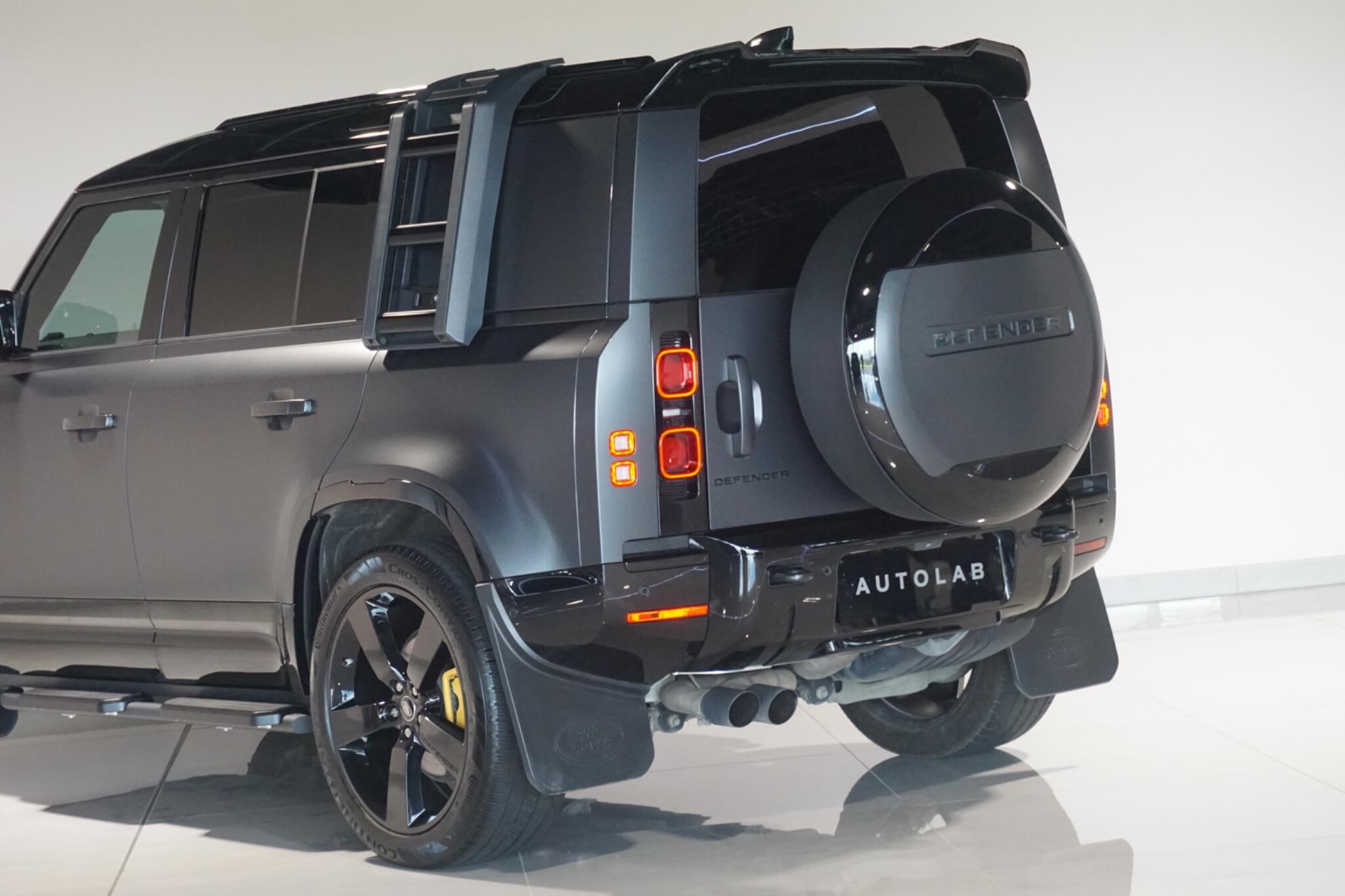 Land Rover Defender 110 3.0 D350 MHEV X-Dynamic HSE Hard Top SUV 5dr Diesel Auto 4WD MWB Euro 6 (s/s) (350 ps)